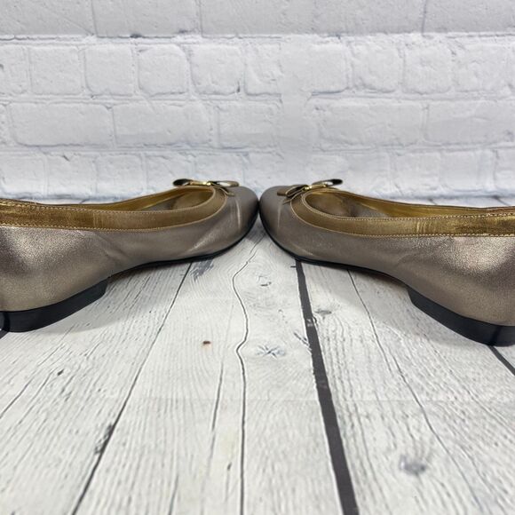 Vintage 90’s Loafers Womens 9.5 Silver Gold Leather Bow Flat Comfort Shoes Party - Picture 6 of 13